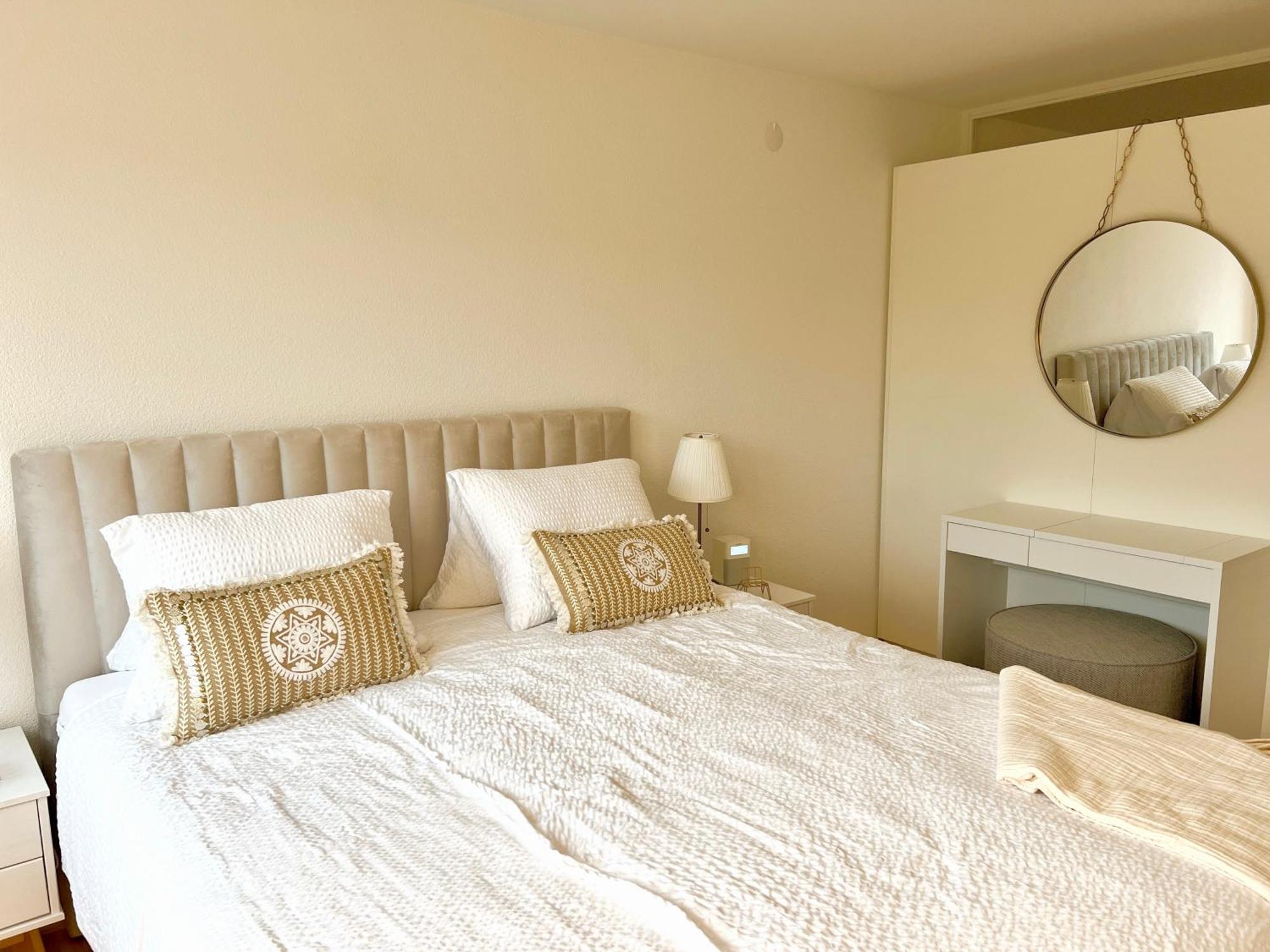 Hotel Movieworld Spiez Pokój zdjęcie