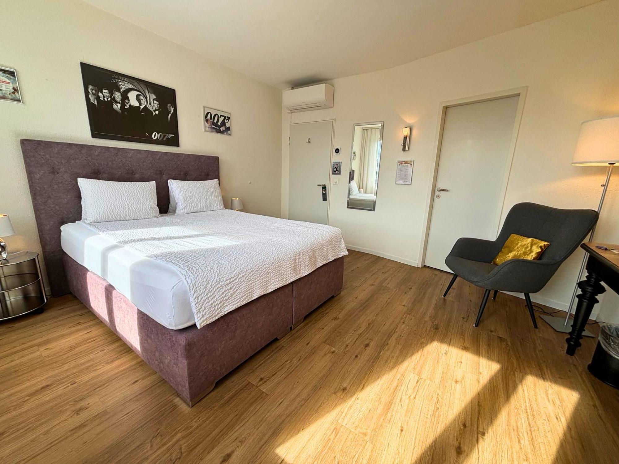 Hotel Movieworld Spiez Zewnętrze zdjęcie